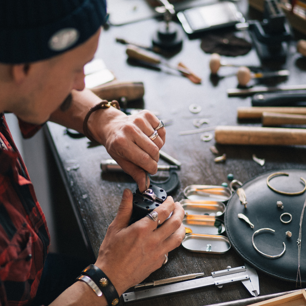 Men's jewellery