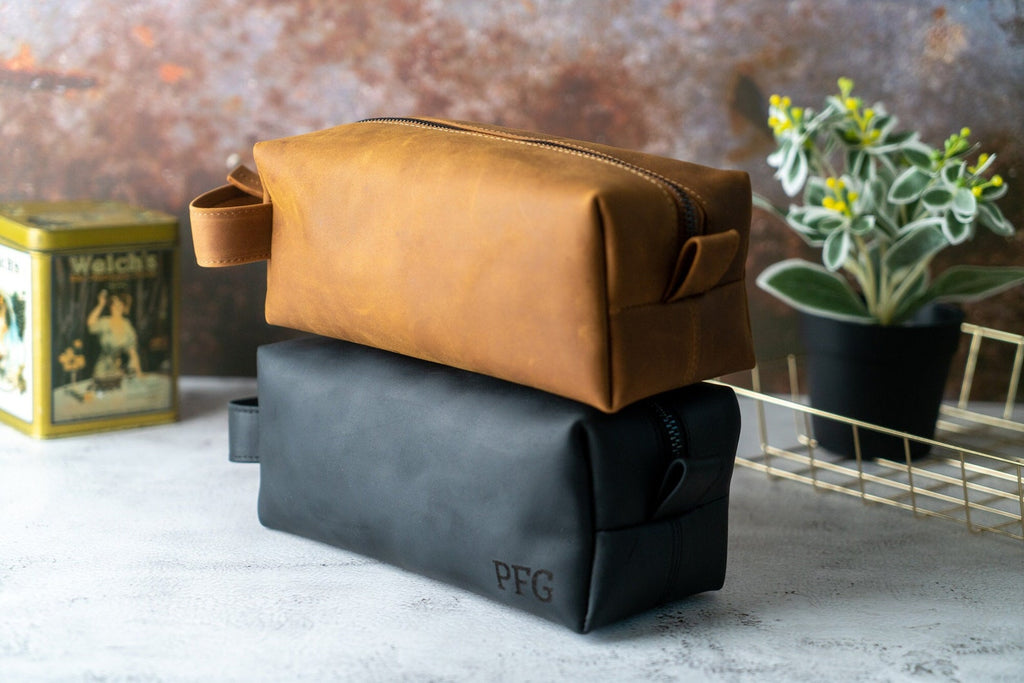 personalised toiletry bag for men