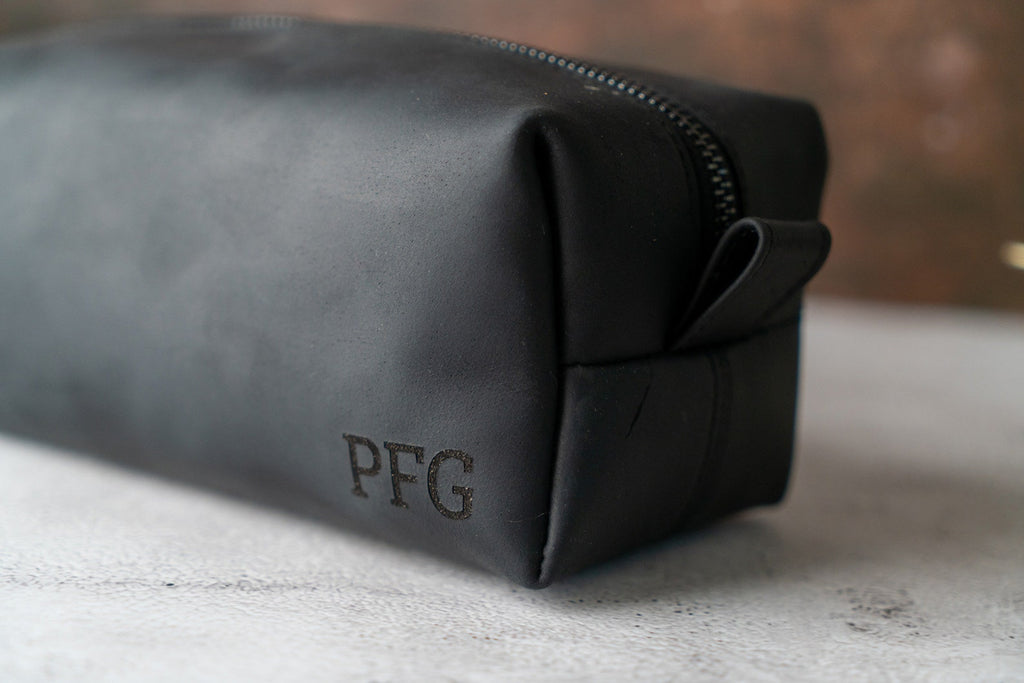personalised toiletry bag for men