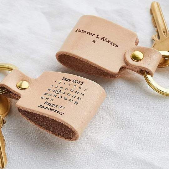 personalised leather keyring gifts